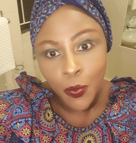 Gloria Bosman singing