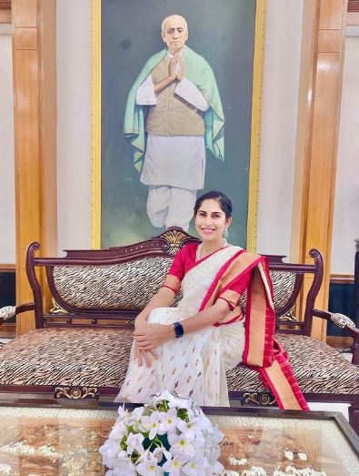 Jyoti Yadav IPS net worth