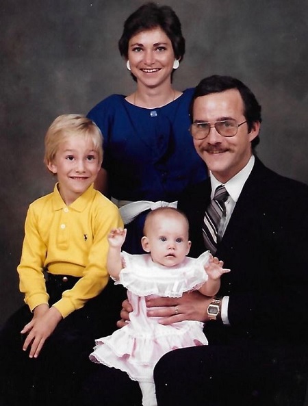 Kelsey Mcwen with her paretns