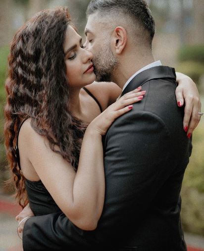 Nikhil with his wife Dalljiet Kaur