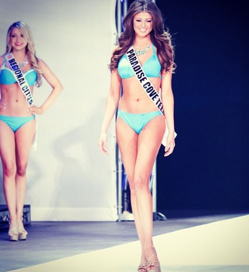 Raquel is a beauty pageant holder