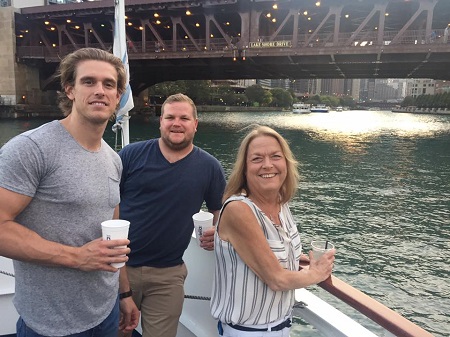 Shayen Jansen with his brother and mother
