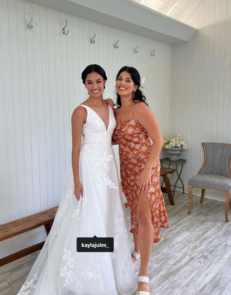 Ava Jules with her sister