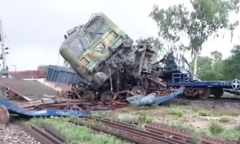Two Goods Trains Collide at Onda Railway Station in Bankura, Disrupt Rail Operations