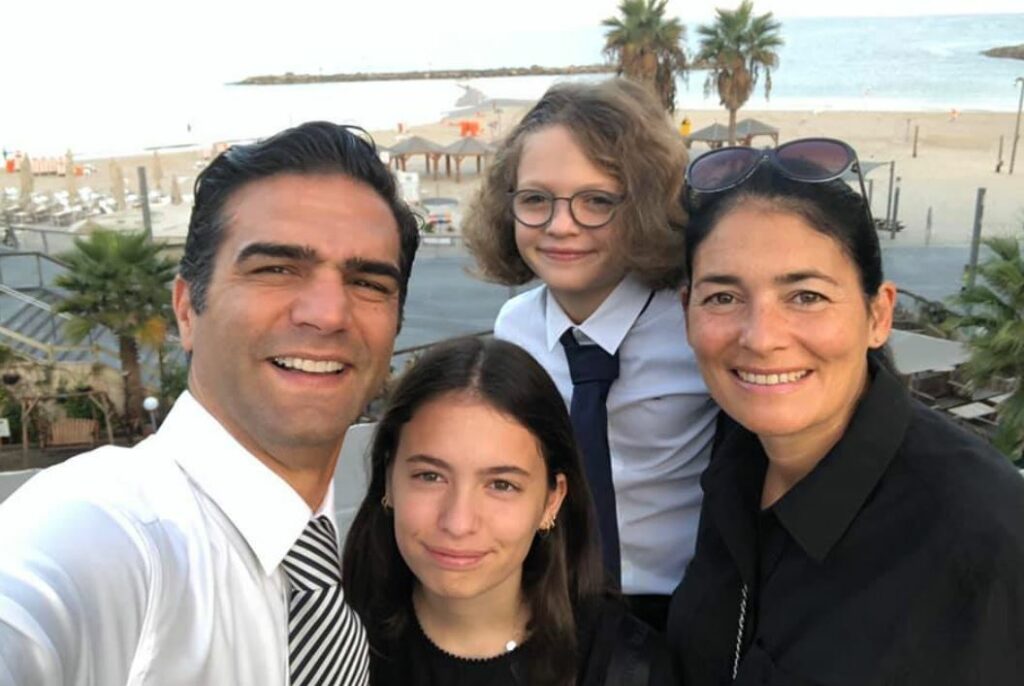 Alon Meyer and his family