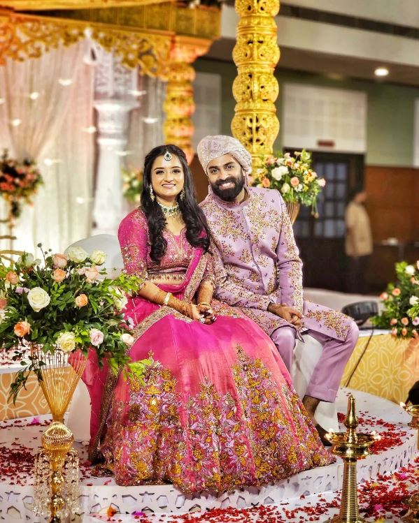 Engagement photo of Govind Padmasoorya and Gopika Anil