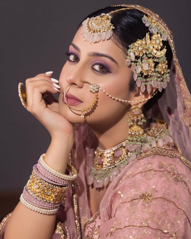 Isha Malviya modeling career