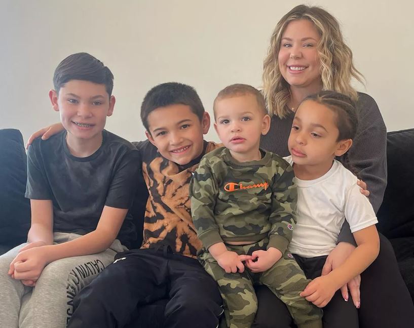 Kailyn Lowry with her kids