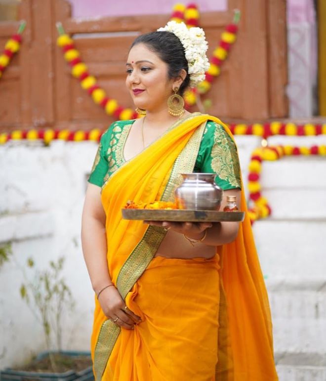 Komal Saklani career