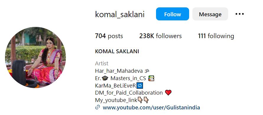 Komal Saklani's Instagram account