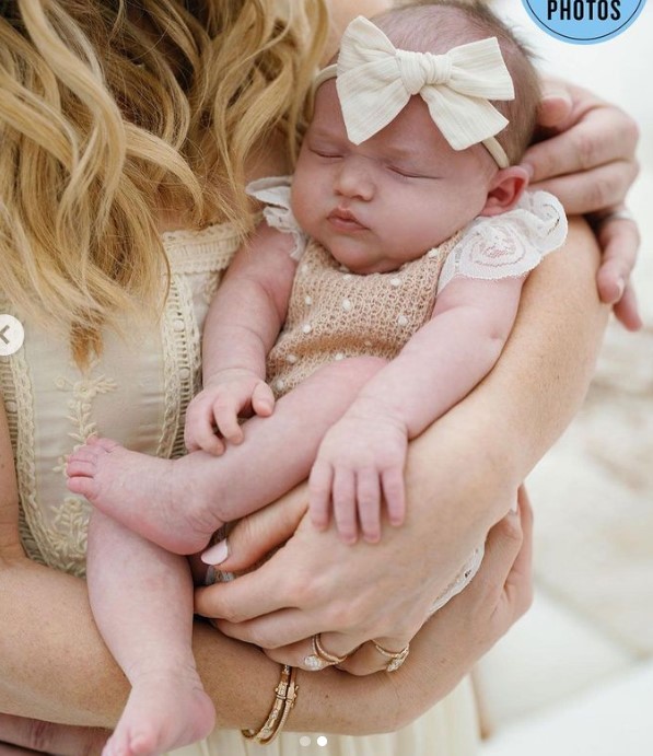 Tara Lipinski Daughter