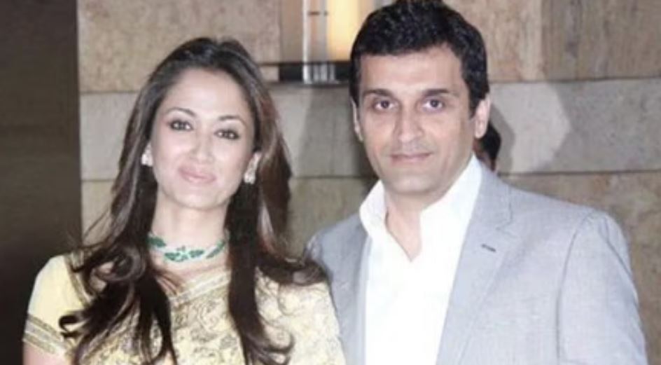 Vikas Oberoi and Gayatri Joshi
