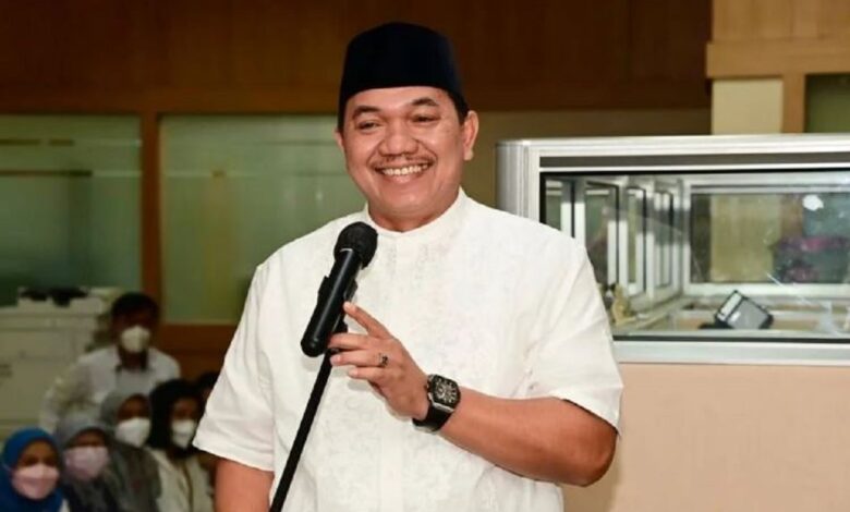 Achsanul Qosasi