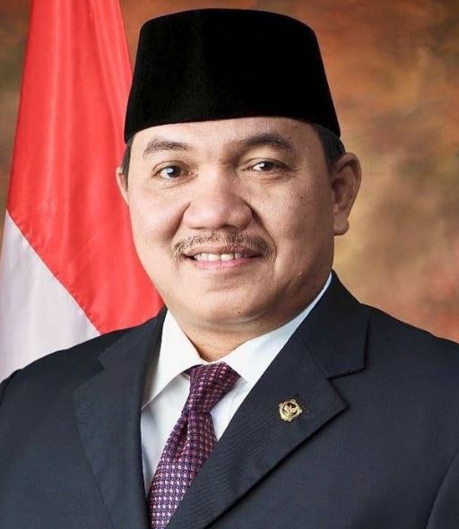 Achsanul Qosasi wiki