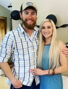 Brianna Coppage Wiki: Age, Husband, Height, Net Worth, Family