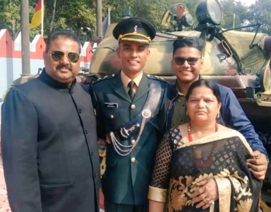 Captain Shubham Gupta with his family