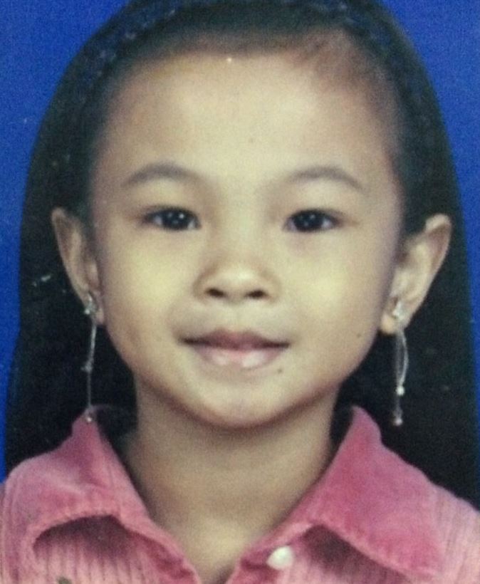 Childhood photo of Angeli Khang