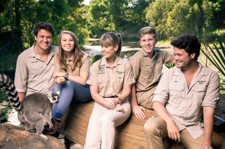 Crikey Its the Irwins Season 5 Cast