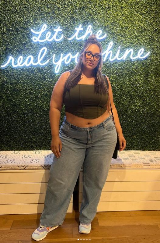 Erica Lauren height