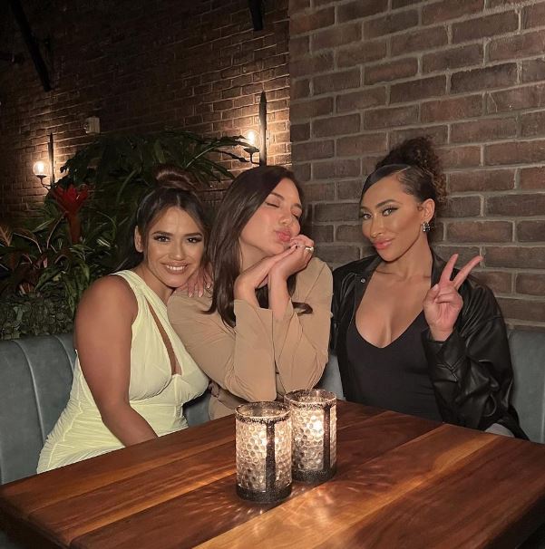 Giannina Gibelli with her friends