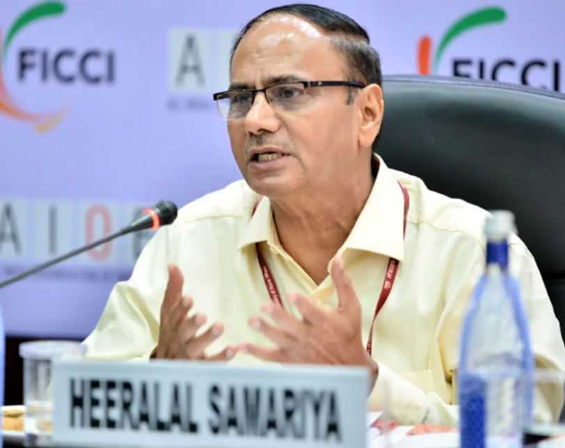Heeralal Samariya biography