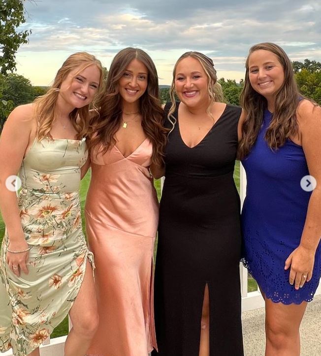 Kaylee McGregor with her friends