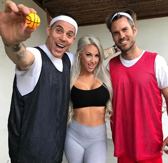 Laci Kay Somers and her friends