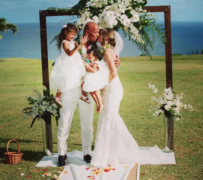 Lauren Hashian and her family