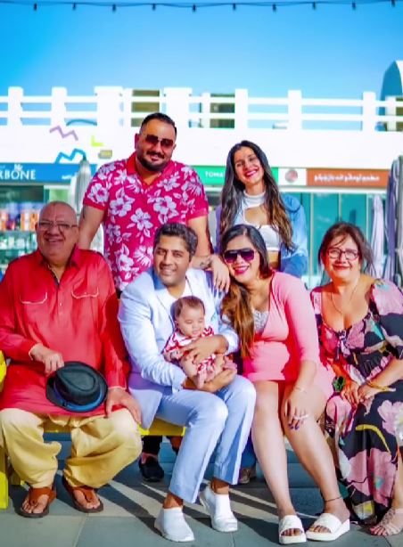 Nidhi Kumar with her family