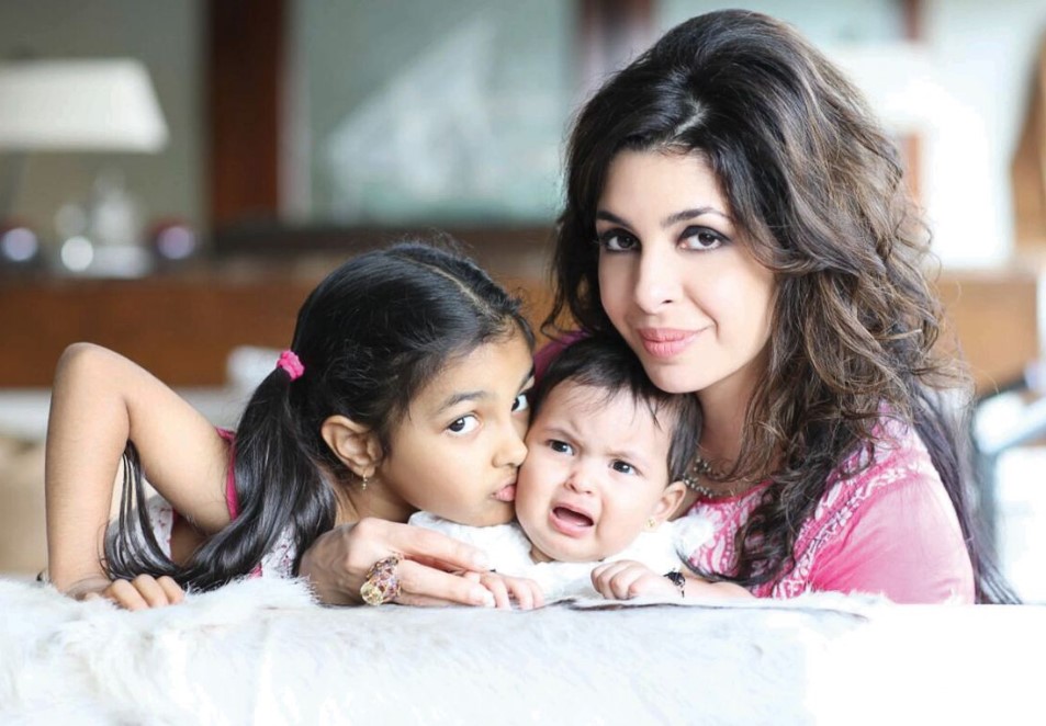 Niharika Singhania Mother Nawaz Modi Singhania, Sister Nisa Singhania