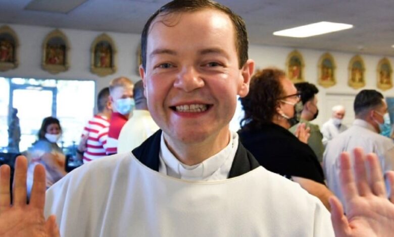 Padre Adam Kotas