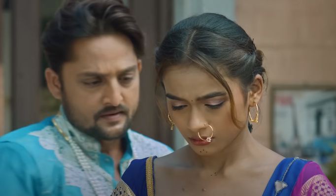 Who are the cast and crew of the Nathuniya 2 web series