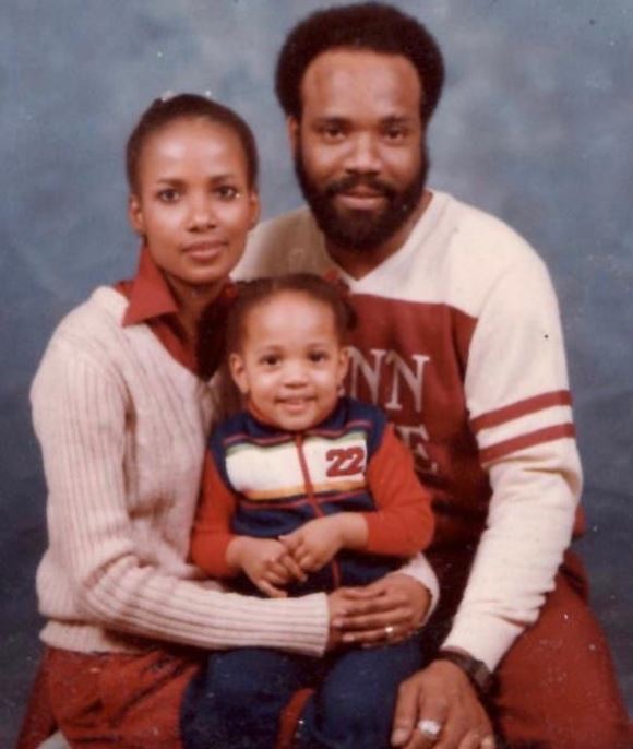 Young Kimberley Martin with her parents
