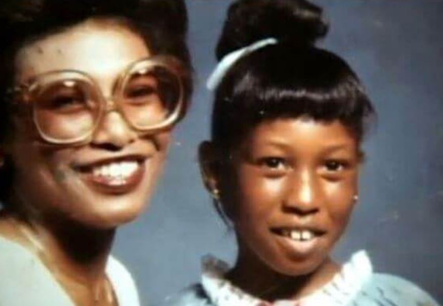 Young Patricia Elliott with her daughter Missy Elliott