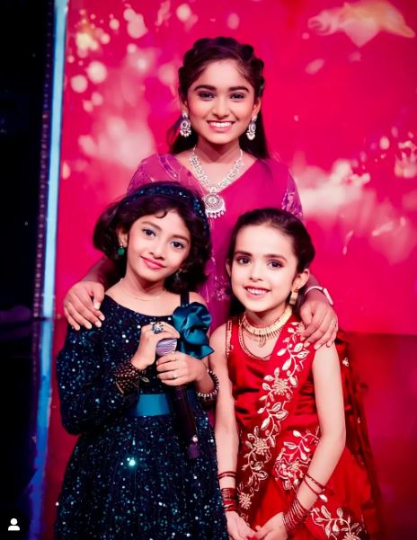 Akshara Lakshmi family