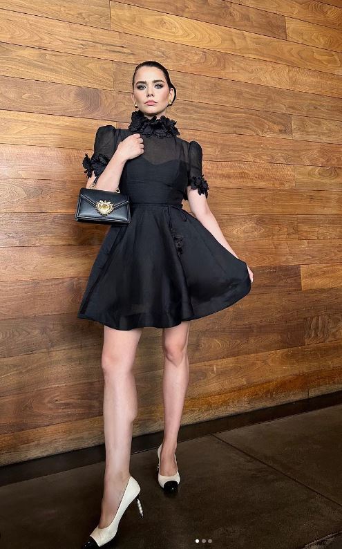 Alexandria Wolfe height