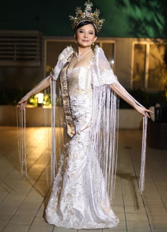 Alma Soriano height