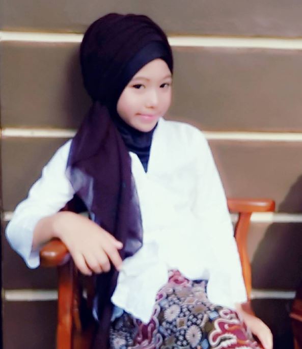Childhood photo of Dewa Nayya