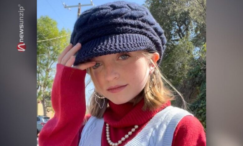 Farrah Mackenzie
