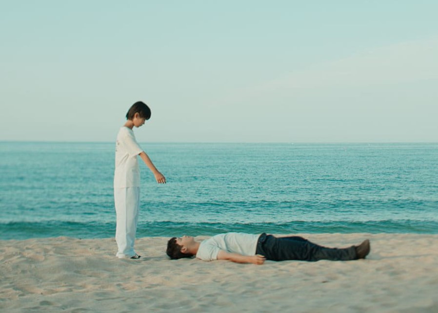 Flowers in the Sand Episode 1 spoiler