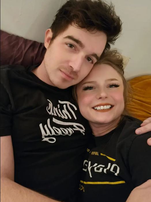 Hunter Avallone and his girlfriend