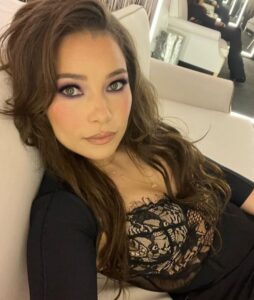 Jessica Parker Kennedy Age, Height, Weight, Boyfriend, Family