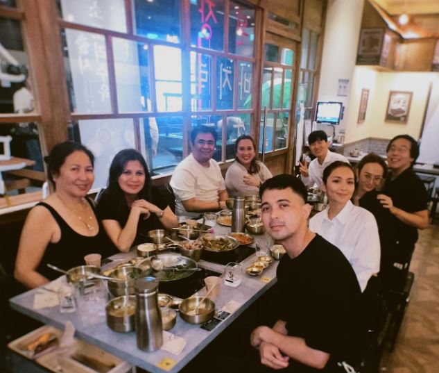 Kathryn Bernardo and family