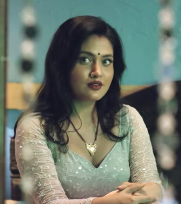 Manvi Chugh is an actress
