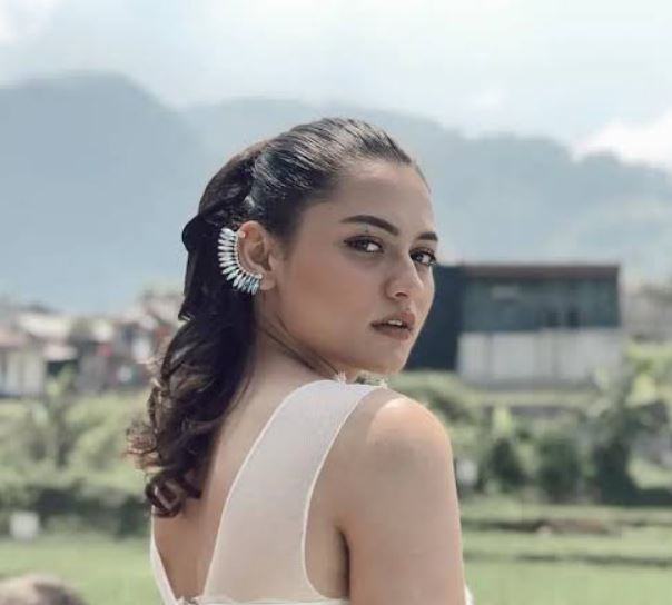 Rachquel Nesia bio