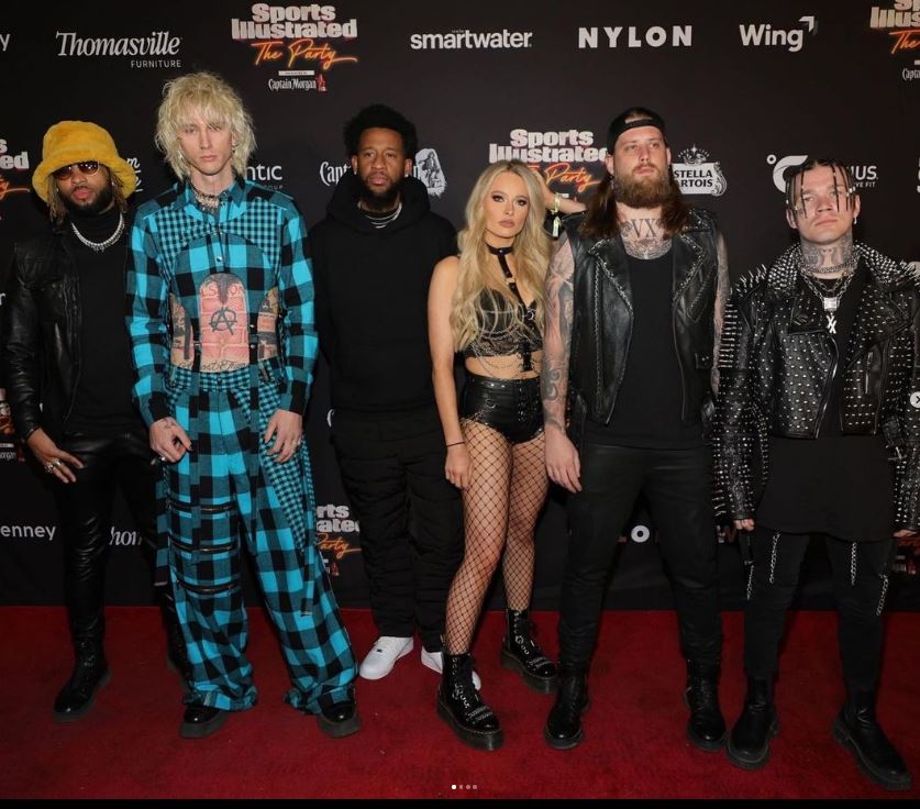 Sophie Lloyd and her band member