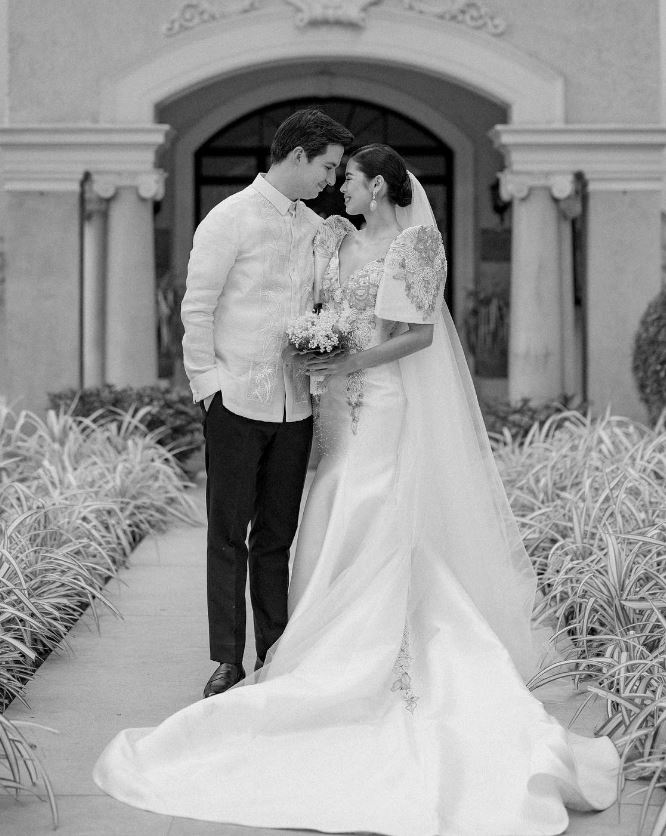 Wedding photo of Enrique Lhuillier Miranda and Ella Pangilinan