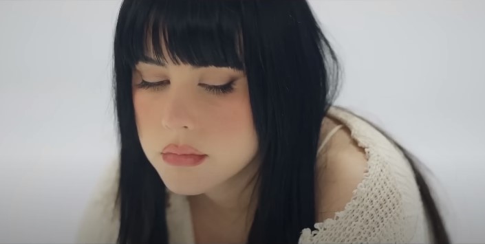‘Moye Moye’ Song