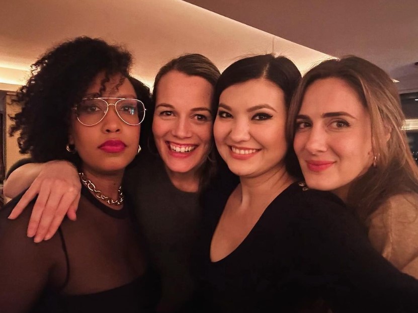 Aigul Akhmetshina with her friend s