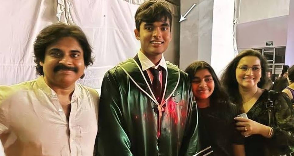 Akira Nandan with family